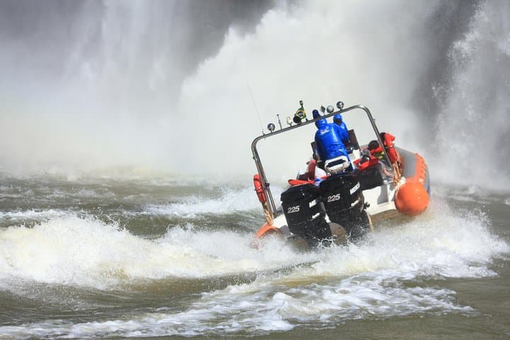 Macuco Safari Boat Trip — Up-Close Boat Adventure at Iguazu Falls photo 3