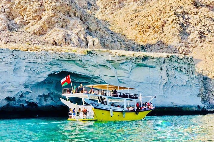 Musandam Dibba Dhow Cruise: Snorkel Caves, White Stones & Haffa Beach Speedboat photo 5