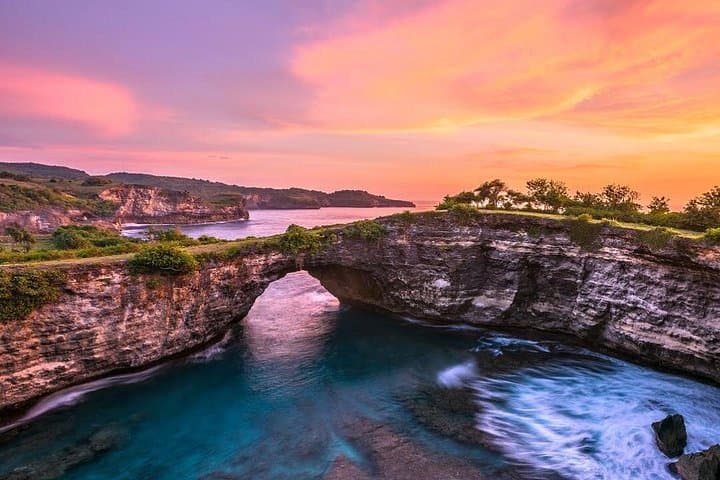 Full-Day West Nusa Penida Snorkel & Kelingking Beach Tour