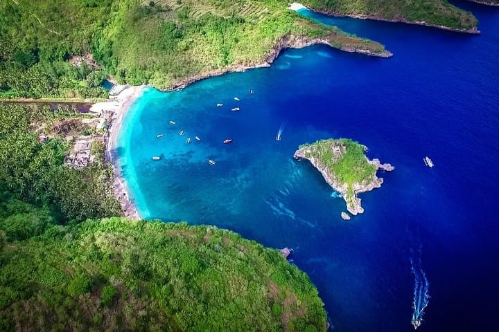 Full-Day West Nusa Penida Snorkel & Kelingking Beach Tour photo 6
