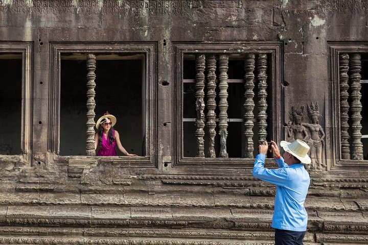 6-Day Phnom Penh to Angkor: Temples, Tonle Sap & Cambodian Countryside photo 2