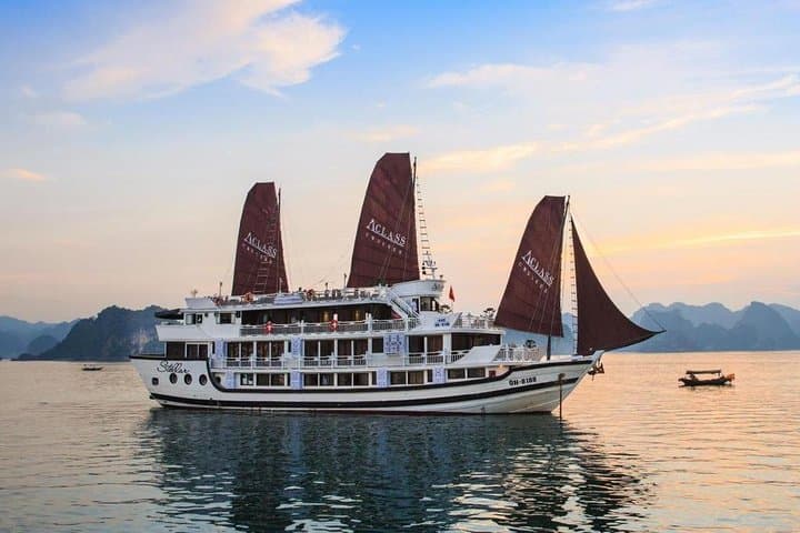 Halong Bay 3-Day 4-Star Cruise: Surprising Caves, Floating Villages & Tai Chi