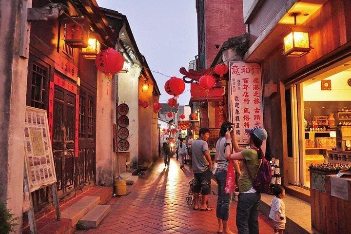 Sun Moon Lake & Lukang: 2-Day Cultural and Scenic Excursion photo 2