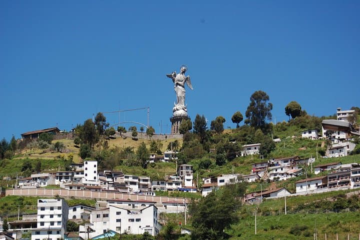Private Quito City Tour: Old Town, Basilicas & Panecillo Views (Half-Day) photo 4
