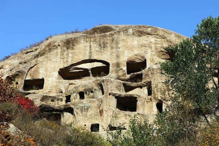 Longqing Gorge and Guyaju Caves: Private Day Trip from Beijing photo 5