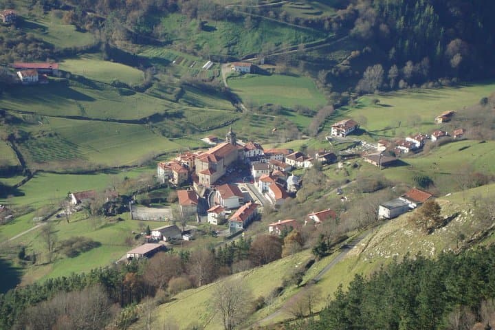 San Sebastián Countryside & Basque Coast Private Day Tour photo 3