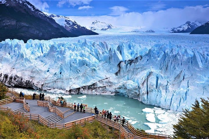 Perito Moreno Glacier Full-Day Tour with Boat Navigation from El Calafate