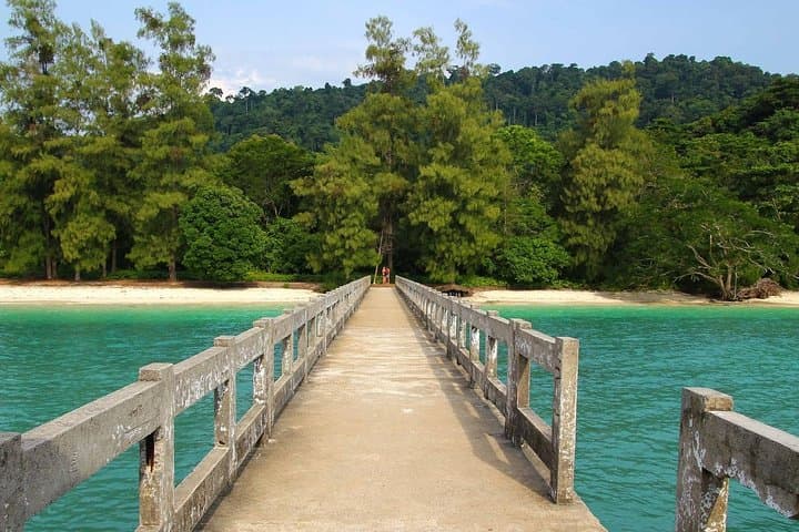 Langkawi Private Island Hopping: Eagles, Dayang Bunting Lake & Beras Basah Beach photo 6