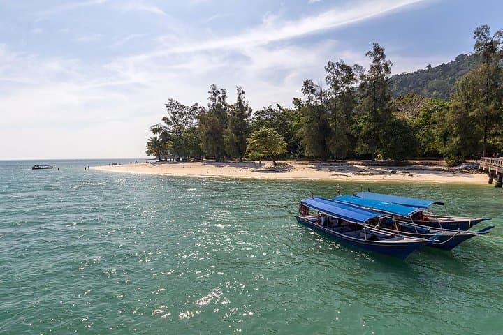 Langkawi Private Island Hopping: Eagles, Dayang Bunting Lake & Beras Basah Beach photo 2