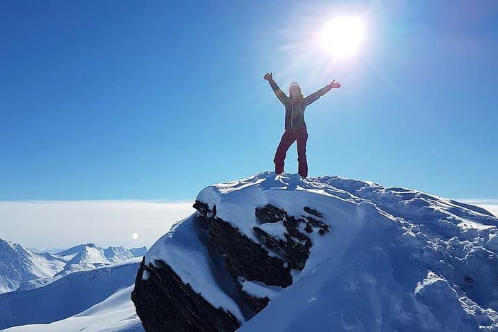 Snowshoeing With a View: Hompan Summit Winter Walk from Tromsø photo 2