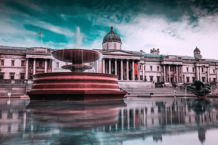 Private National Gallery Highlights Tour in London — Family-Friendly Blue Badge Experience photo 3