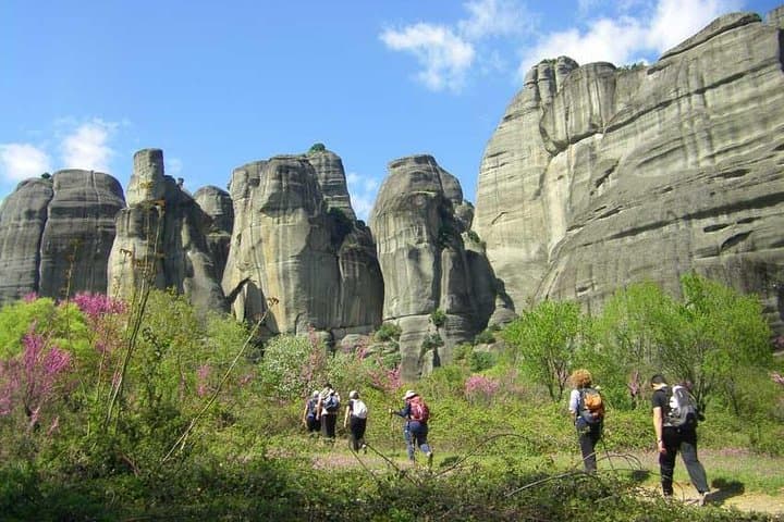 Easy Family-Friendly Hike Through Meteora's Ancient Paths