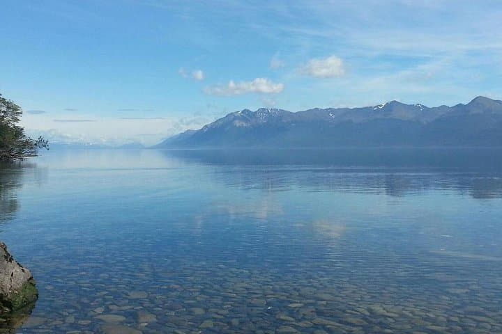 Escondido and Fagnano Lakes Day Trip from Ushuaia photo 2