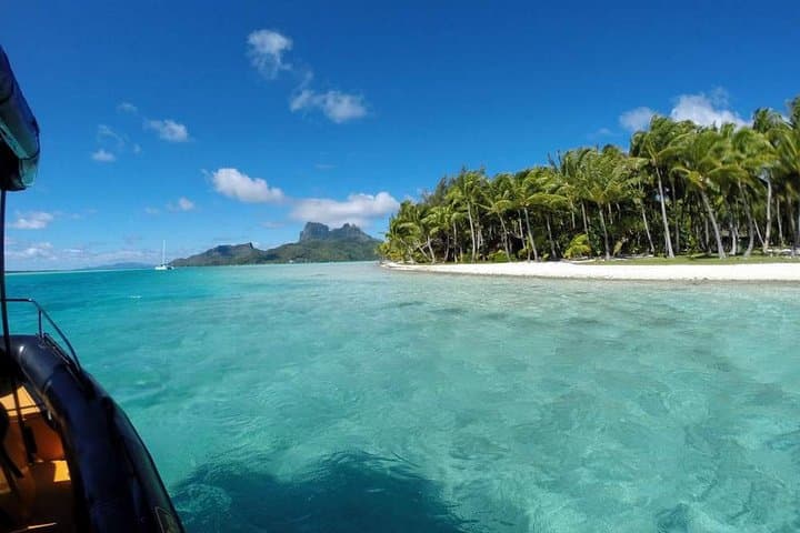 Private Bora Bora Lagoon Tour: Exclusive Snorkeling & Motu Hopping photo 4