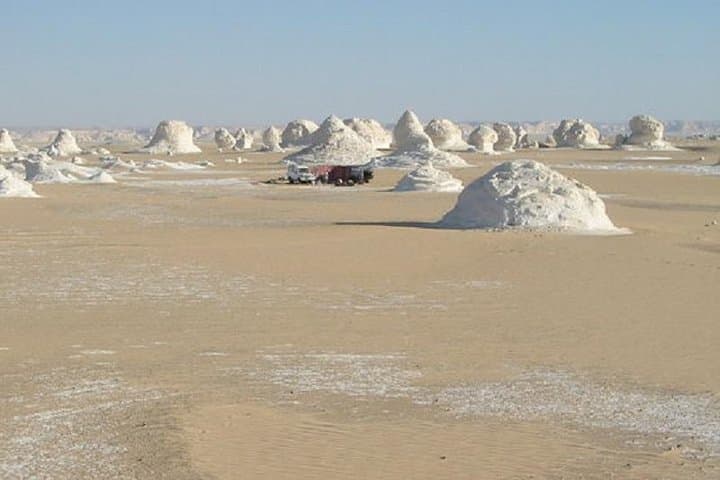 Two-Day White Desert Safari from Cairo: Bahariya, Black Desert & Starry Camp