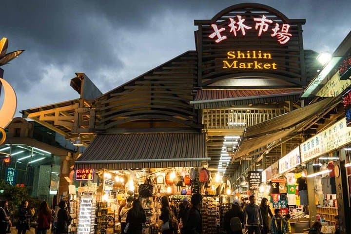 Taipei North Coast & Tamsui Day Trip: Yehliu Geopark, Tamsui Wharf and Shilin Night Market photo 3