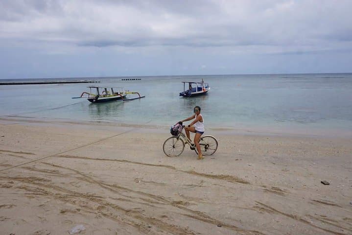 Overnight Gili Islands Snorkel Trip from Bali: Turtle Gardens & Sunrise on Gili Trawangan photo 2