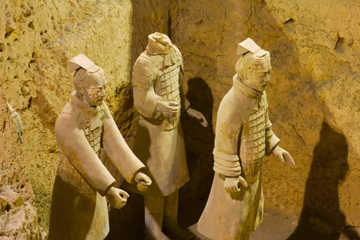 Xi'an Terracotta Warriors Day Tour from Shanghai — One-Day Visit to the Terracotta Army & City Wall photo 3