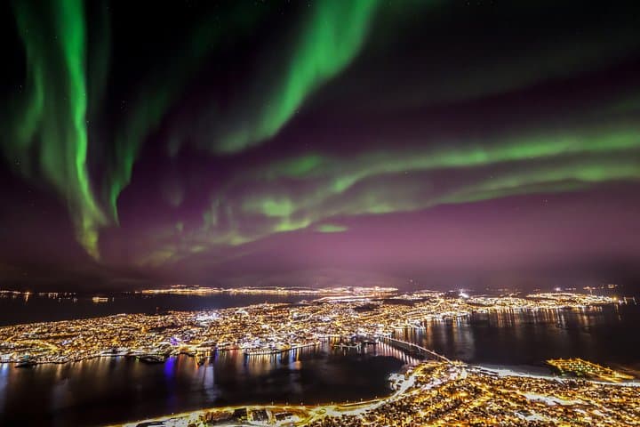 Northern Lights Cable Car in Tromsø — Fjellheisen Night Tour