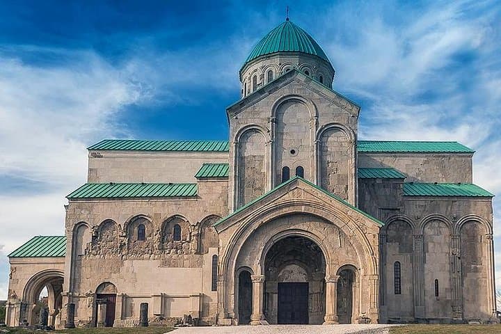 4-Day Private Tour to Kutaisi, Prometheus Cave & Vardzia from Batumi photo 3