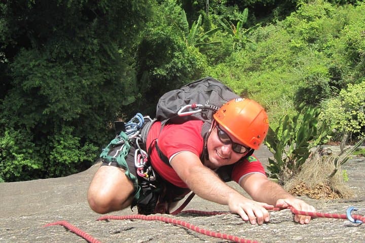Introductory Rock Climbing in Urca, Rio de Janeiro — 5-Hour Top-Rope Experience photo 3