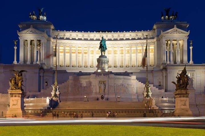 Private Rome Evening Walking Tour: A Three-Hour Stroll Through the Eternal City photo 3