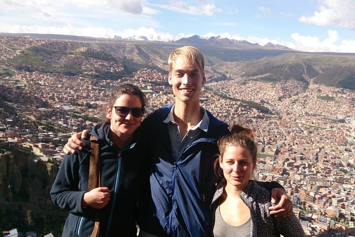 La Paz Teleferico & El Alto Cable Car Tour: Cemetery, Shaman & Market Adventure