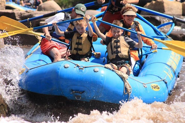 Salt River Canyon Raft & Camp: Overnight Rafting Adventure from Globe, AZ photo 2