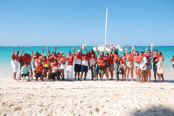Discover the Vibrant Waters: Snorkeling in Punta Cana photo 5