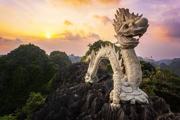 Ninh Binh & Cuc Phuong 2-Day Adventure: Tam Coc Boat Trip, Mua Cave View, Cuc Phuong Trek photo 2