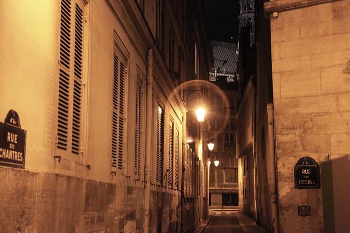 Paris by Night Ghost Tour — Walking the City's Dark History and Legends photo 3