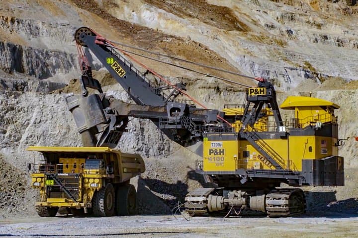 Inside Bingham Canyon: A Guided Visit to the World's Largest Copper Mine photo 5