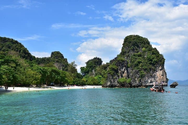Hong Island Speed Boat Tour from Krabi — Snorkel, Kayak & 360° View photo 6