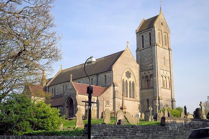 Penarth Guided Walking Tour: Coastal History, Pier Views & Local Eats photo 3
