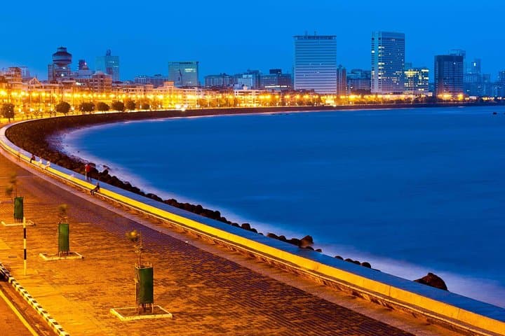 Experience Mumbai's Vibrant Nightlife: A Private Vehicle Tour photo 2