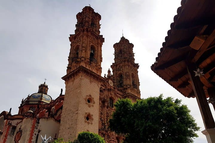 Taxco Full-Day Tour from Acapulco: Silver Streets, Santa Prisca & Cable Car photo 5