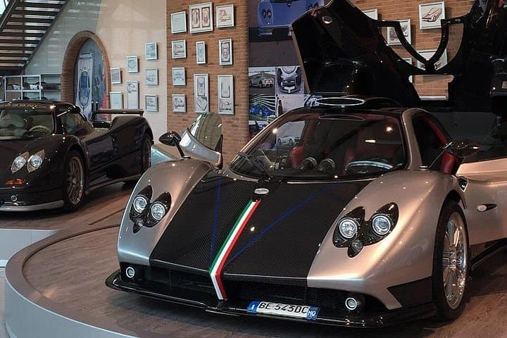 Inside Italy's Motor Valley: Ferrari, Lamborghini & Pagani Factories from Bologna photo 4