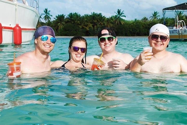 Private Party Boat and Snorkeling in Punta Cana — Half-Day Natural Pool Cruise photo 3