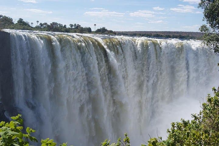 Guided Morning Tour of Victoria Falls (Zambian Side) — 2.5-Hour Waterfall Viewing photo 3