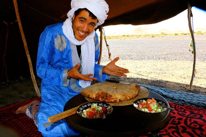 Merzouga Dunes and Berber Culture: Private Day Trip to Khamlia & Lake Tamezguida
