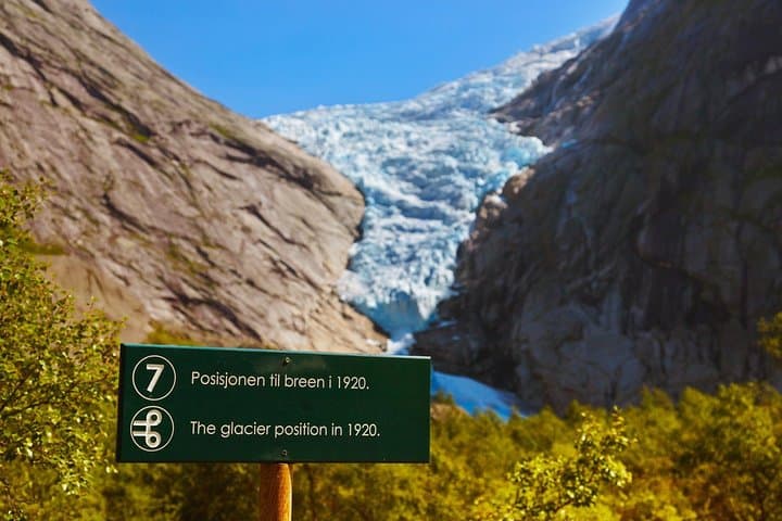 Briksdal Glacier Half-Day Excursion from Olden — Walk to the Glacier Lake photo 4