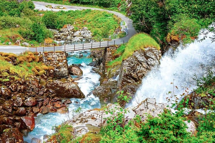 Briksdal Glacier Half-Day Excursion from Olden — Walk to the Glacier Lake photo 5