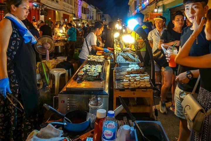 Private Phuket City and Shopping Tour — Big Buddha, Karon Viewpoint & Pearl Factory photo 3