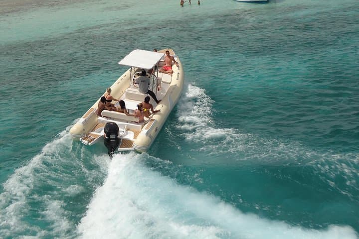 Hurghada Private Speedboat Tour: Dolphins, Snorkels & Red Sea Islands photo 3