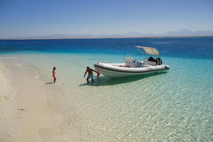 Private Hurghada Speedboat Tour — Dolphin Spotting, Snorkeling & Island Hopping photo 3