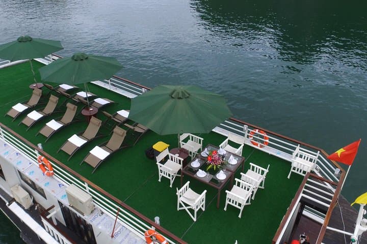 Bai Tu Long Bay 3-Day Kayaking & Cave Cruise from Hanoi photo 5
