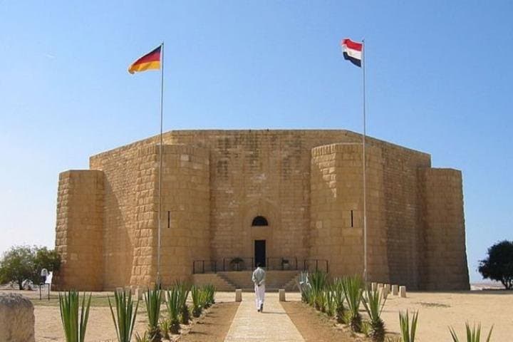 15-Day Egypt Adventure: Pyramids, Oases & White Desert Camping photo 3