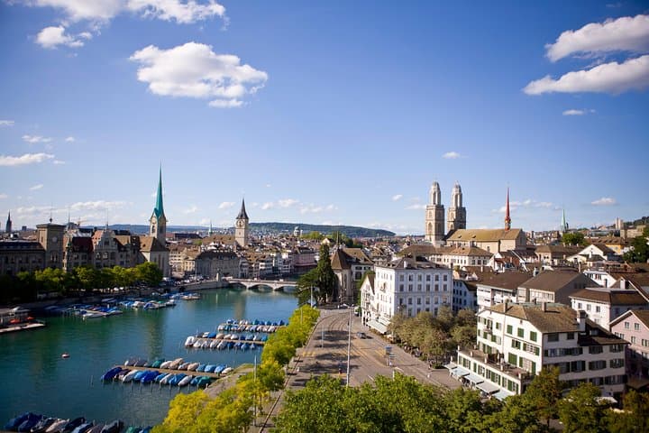 Zurich Culinary Tour: Lindt Shop, Felsenegg Cable Car & Authentic Cheese Fondue photo 2