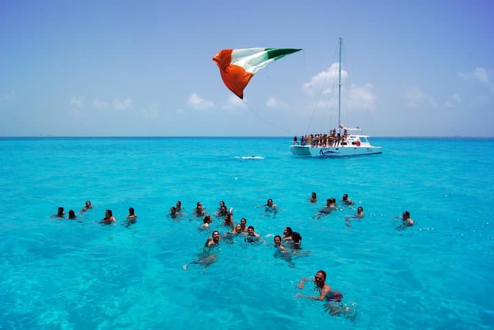 Sail and Snorkel: Catamaran to Isla Mujeres from Cancun photo 6