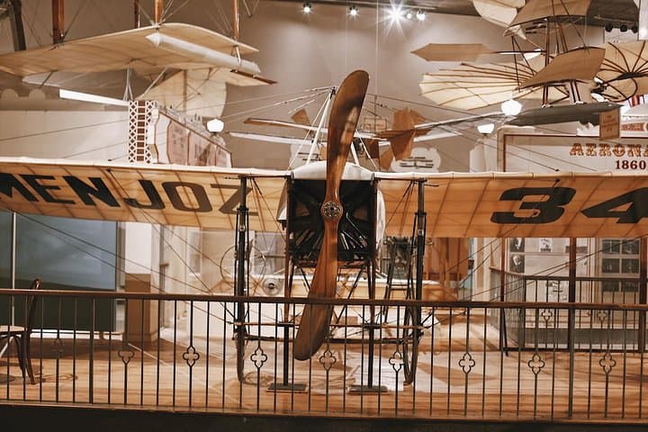 Private Smithsonian Natural History and Air & Space Museum Tour — Washington DC photo 3